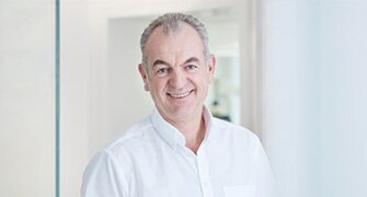 DR. GERD REICHARDT